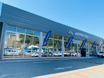 CMH Ford Hatfield dealership Image